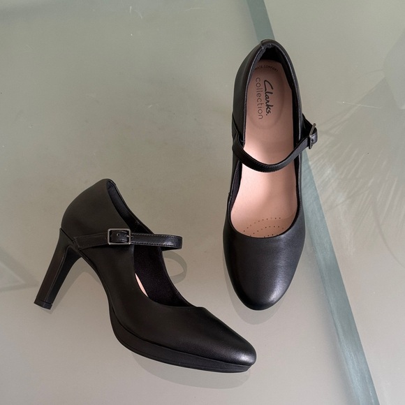 Clarks Shoes - Clarks Mary Jane Heels Black LEATHER Mary Jane Heels Size 8.5